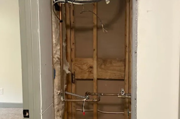 Burst Pipe Damage Cleanup in Newcastle, WA